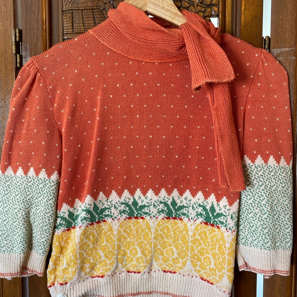 Women's Vintage Pineapple Sweater with Built-In Scarf